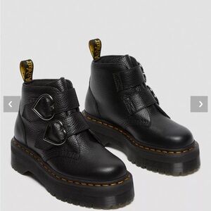 Doc Martens Devon Heart platform boots sz 8